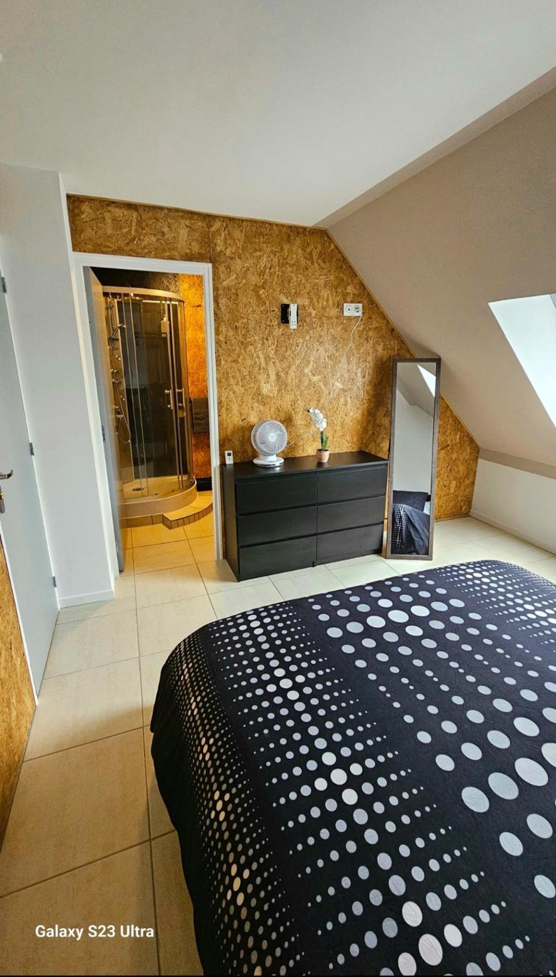 Madame Hotel Clerey Bagian luar foto