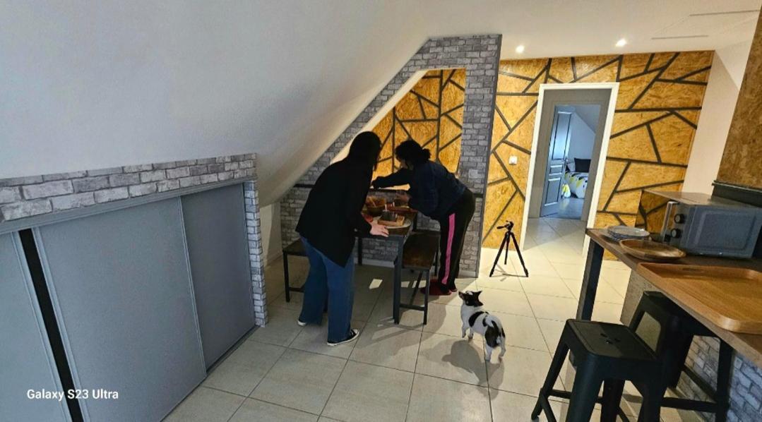 Madame Hotel Clerey Bagian luar foto